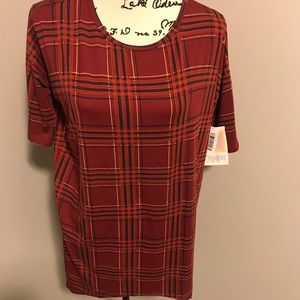 Irma LuLaRoe shirt! Never worn.